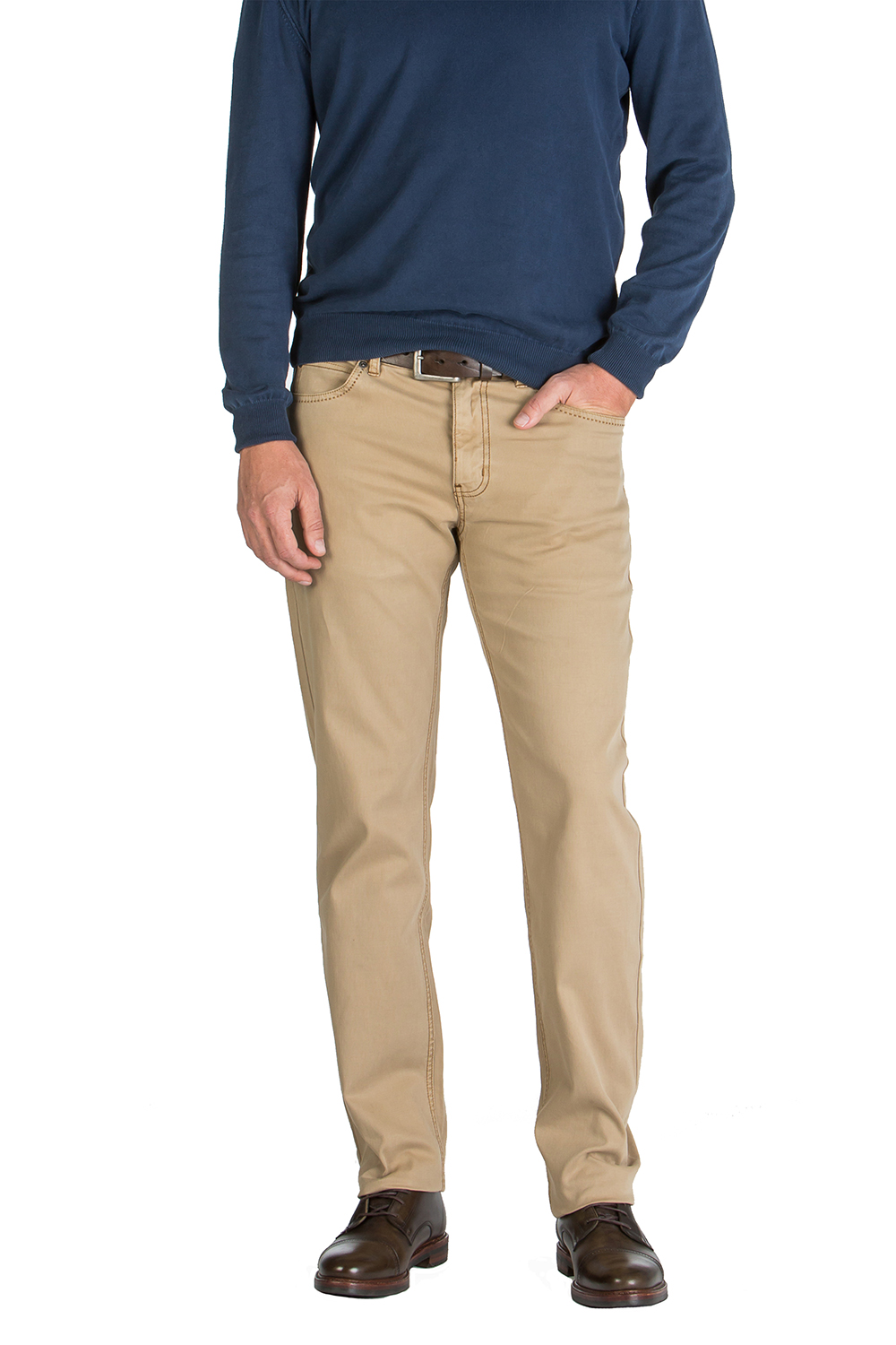 on model front view of the Edward Bedford Hedge 5-pocket pant in color khaki